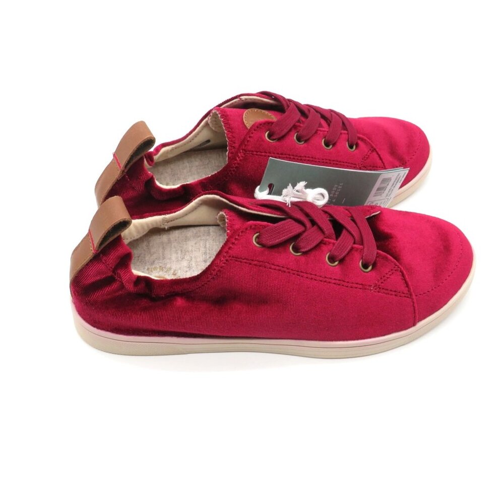 Revitalign Women's Velvet Cranberry Sneakers Rubber Soles Comfy Stylish 7D NEW